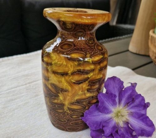 Golden Banksia Vase - Image 6