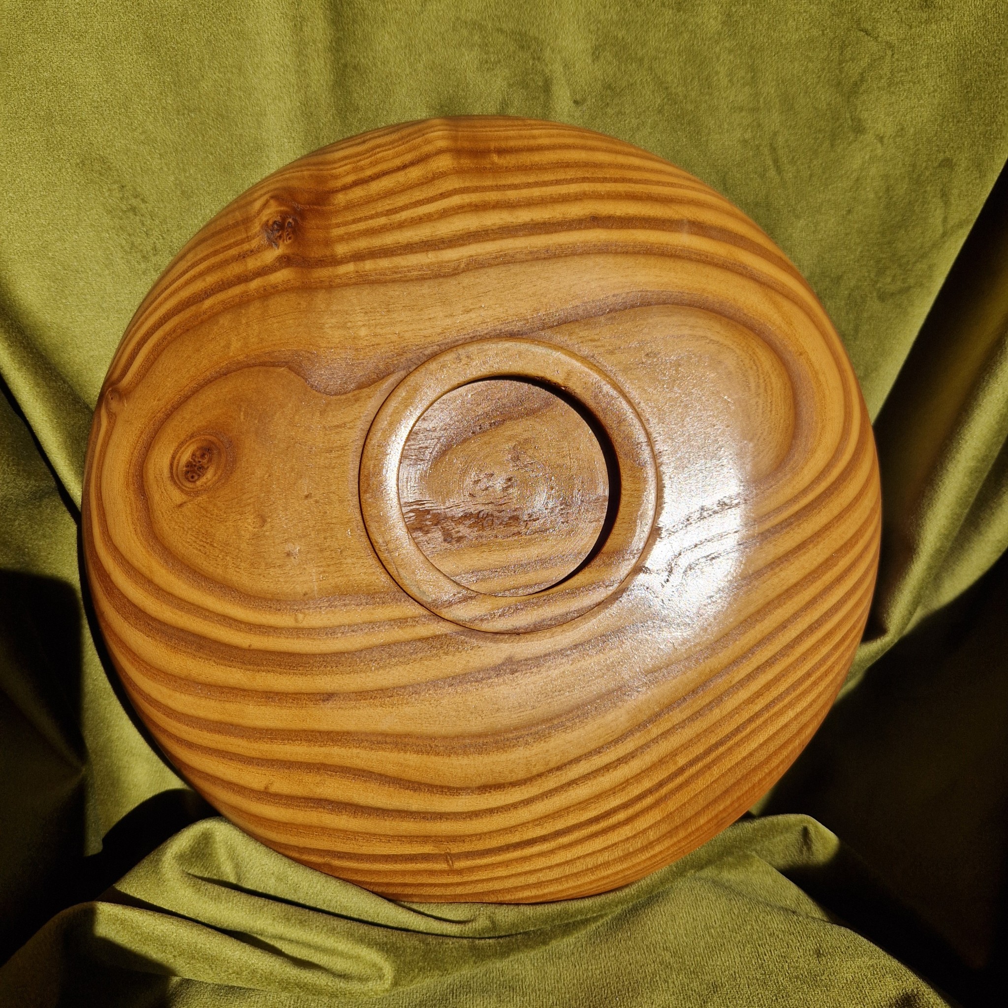 talerz węża ouroborusa 4b0aaac8dfc6aa2282d190a84c89a956