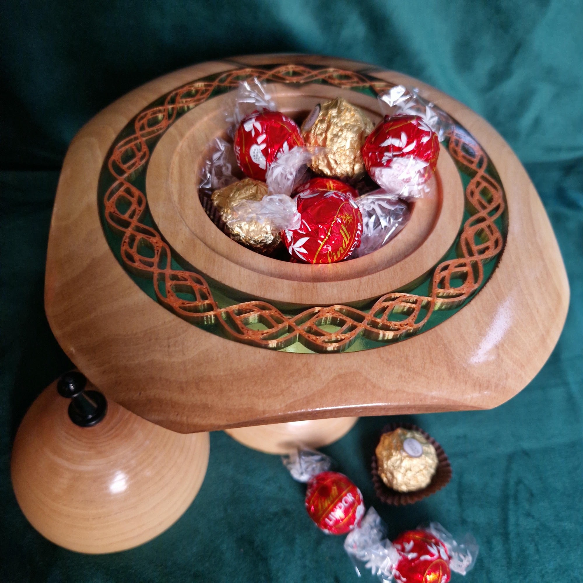 cenna drewniana bombonierka 10907715c26ec94d049e7e97c979c147