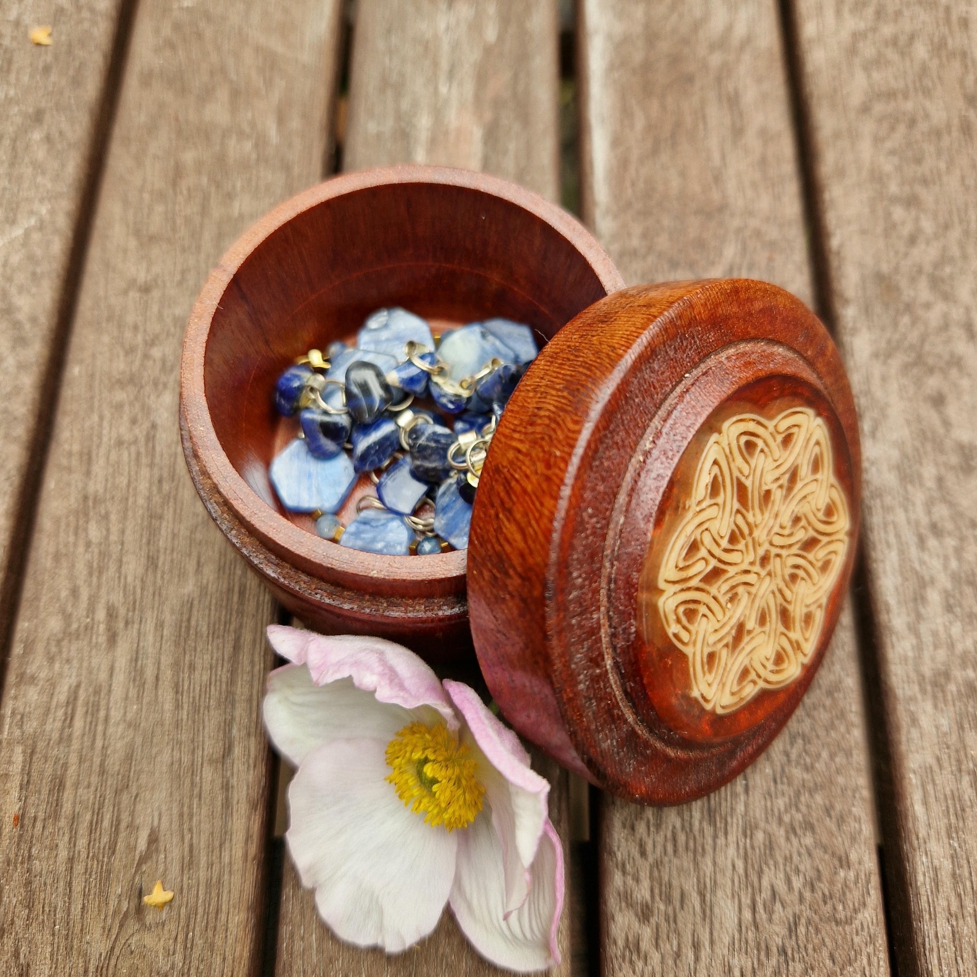 celtyckie drewniane pudełko na pierścionek 986d68160881401917c38d6b5c09e28c