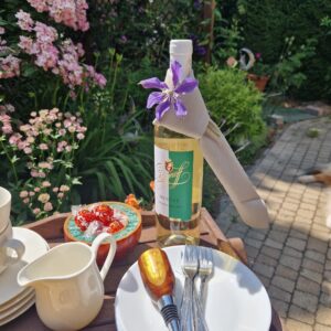 e7e61721c8bb439d614e6849d77a3d4b