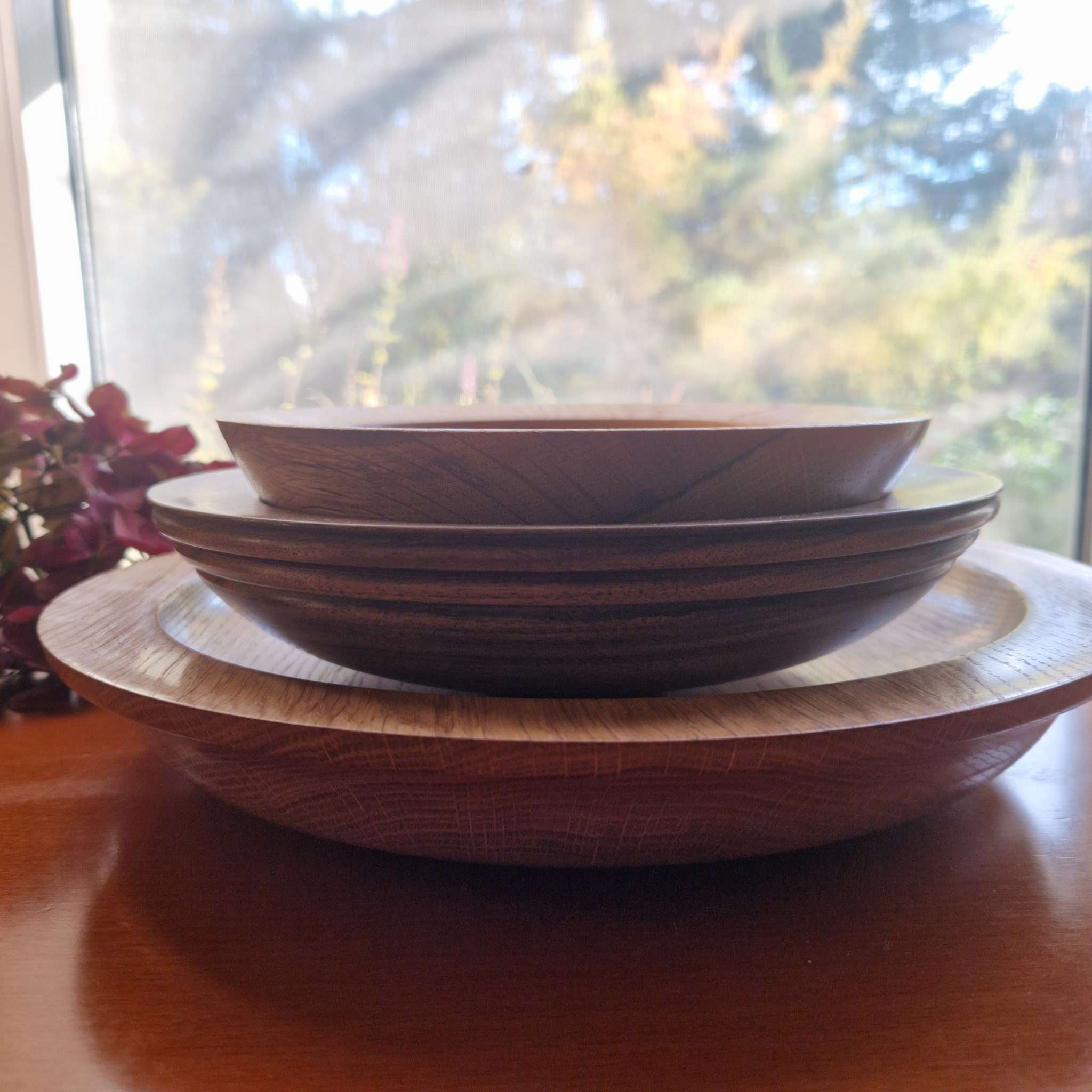 płytka miska z drewna orzechowego b232fbe23eb83af063d92375965497c6