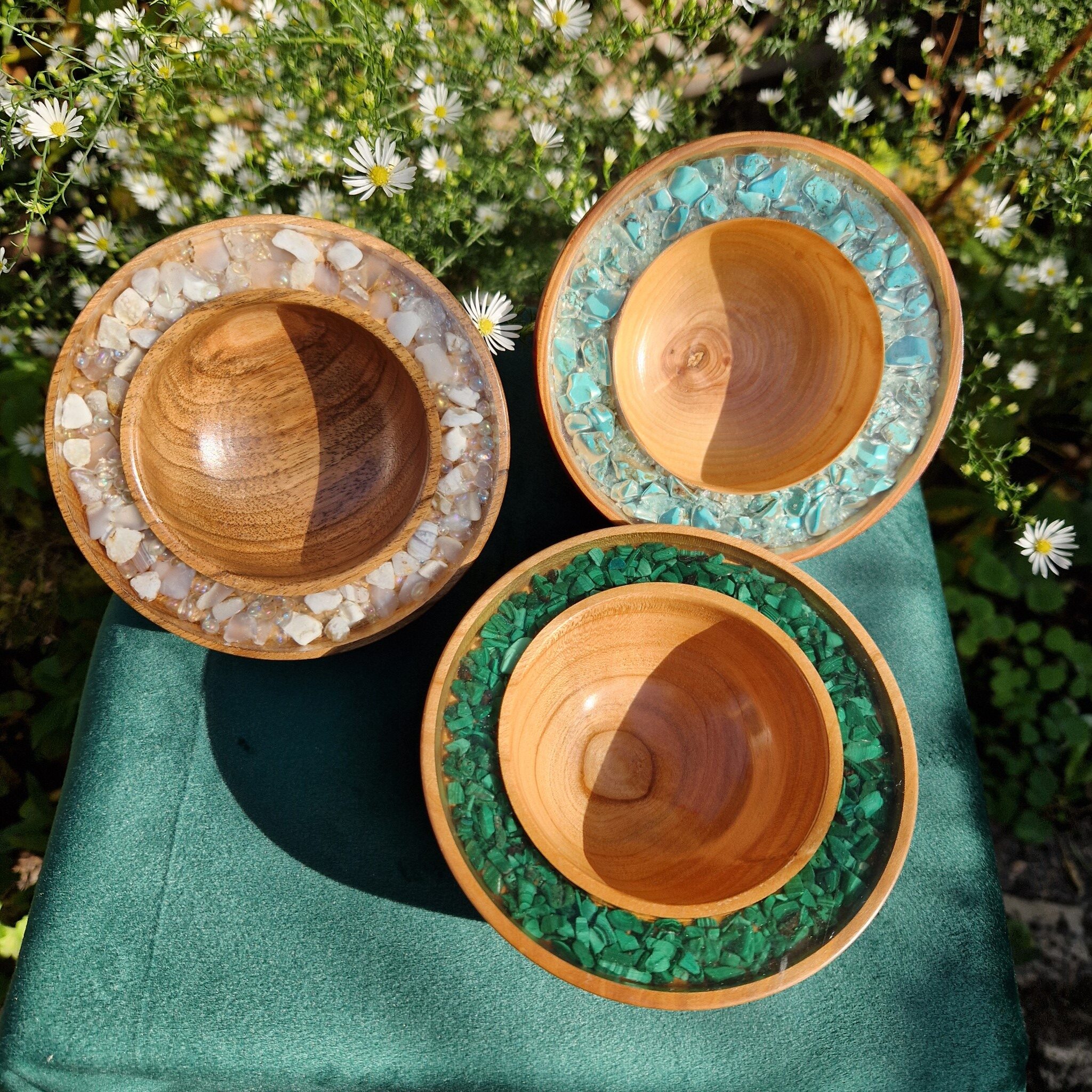 drewniana miska na pierścionki z malachitem 7c07103804e5d35d2789dfbeda0533f0