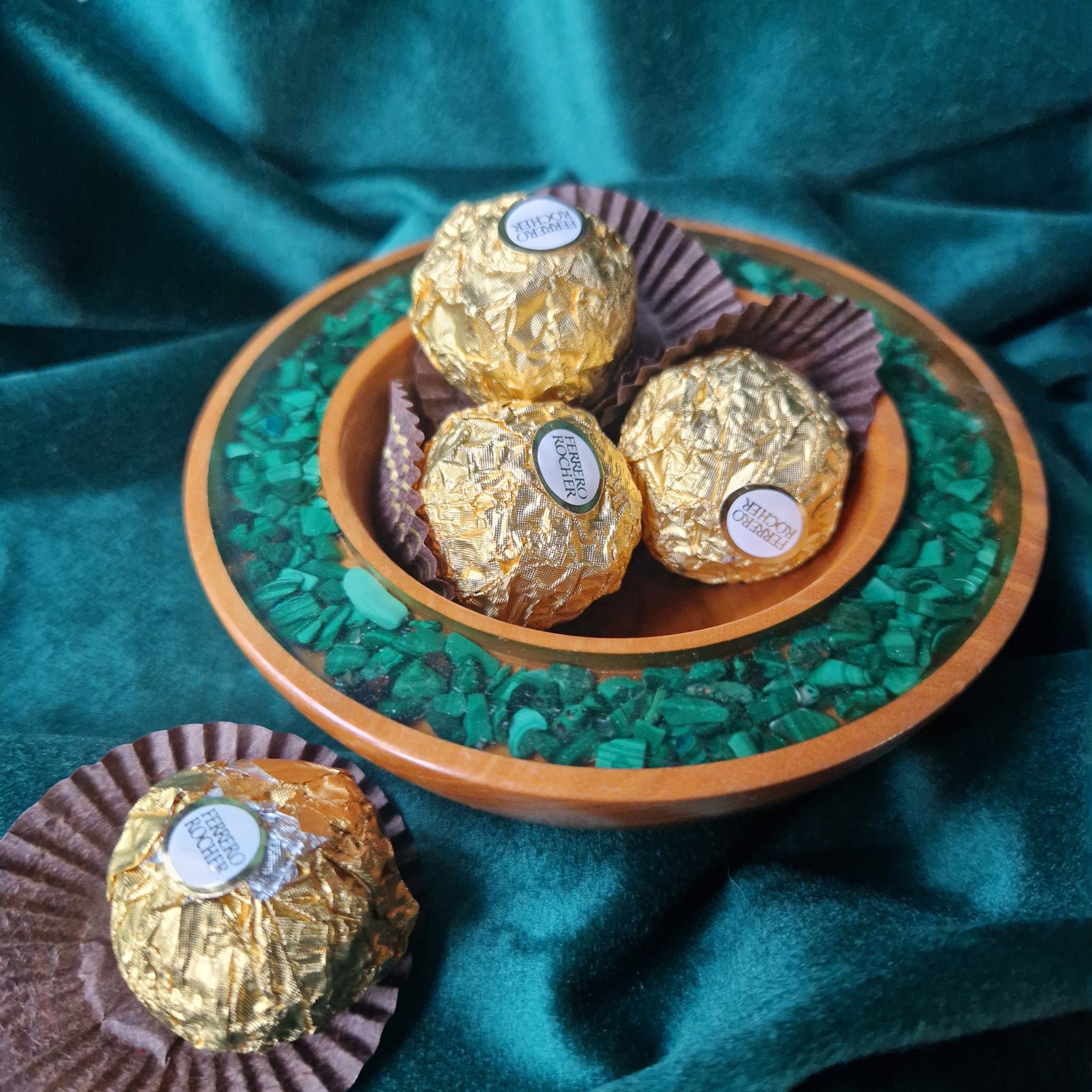 drewniana miska na pierścionki z malachitem 6bebe807ae2c7d3fb6cf7a8455f75922